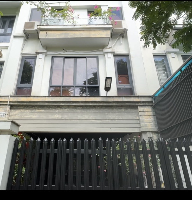 CHO THUÊ NHÀ NGUYÊN CĂN LIỀN KỀ GELEMXICO, KHU C, LÊ TRỌNG TẤN, HÀ ĐÔNG