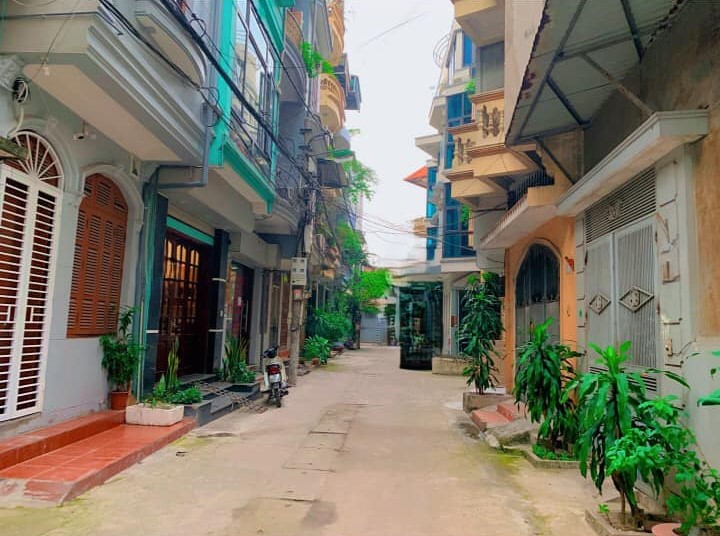 Cho thuê nhà đường ô tô tránh Hạ Đình - Thanh Xuân - 45m - 3 tầng - 4 Ngủ - 12 triệu.