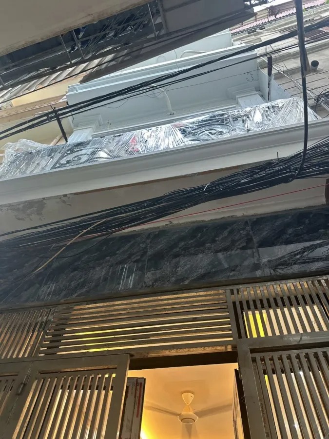 Siêu đẹp phố Vĩnh Phúc 32m 5t , giá chào 6 tỷ 2 mặt ngõ nhà mới đẹp ở ngay