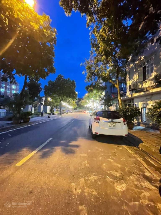 Bán nhà Võ Chí Công - Tây Hồ - DT 110 MT 5m - Ô tô - Kinh Doanh - Đường to như phố