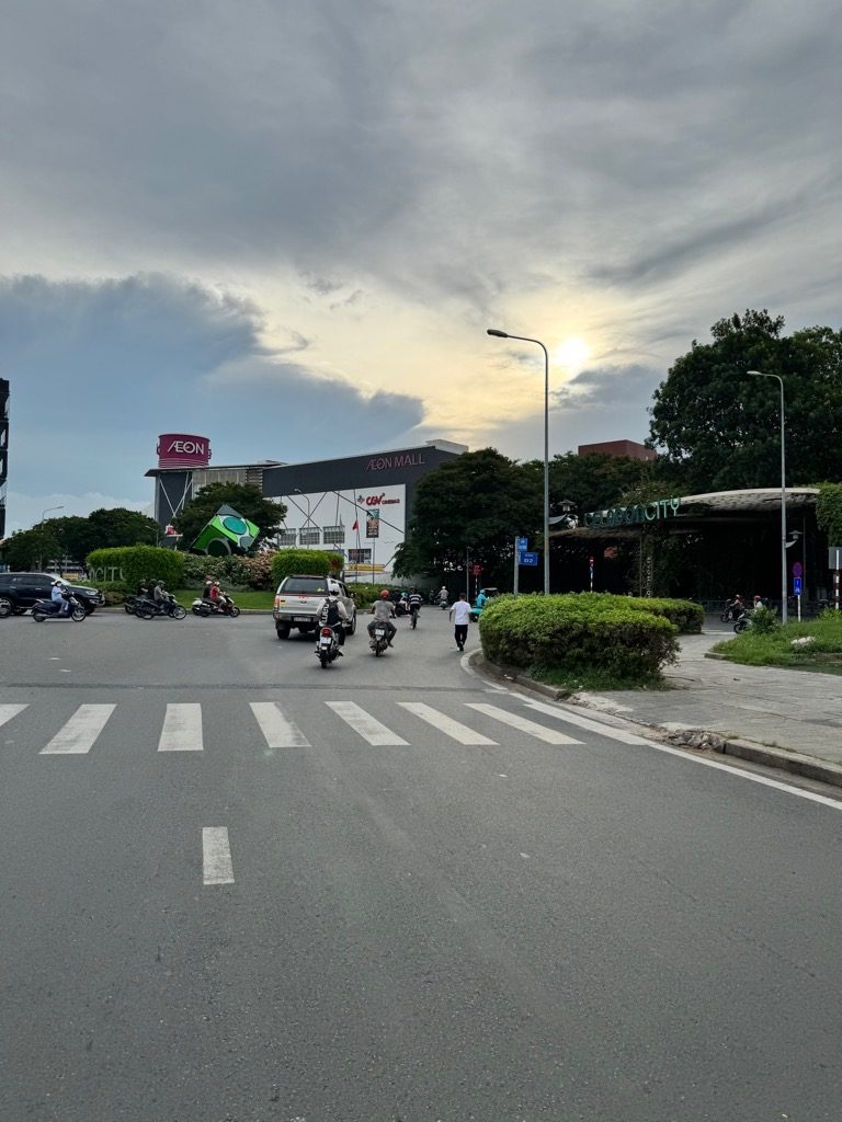 BIỆT THỰ MINI TÂN PHÚ - LÔ GÓC CỰC ĐẸP - 60M2 - 5 TẦNG - NHỈNH 10 TỶ