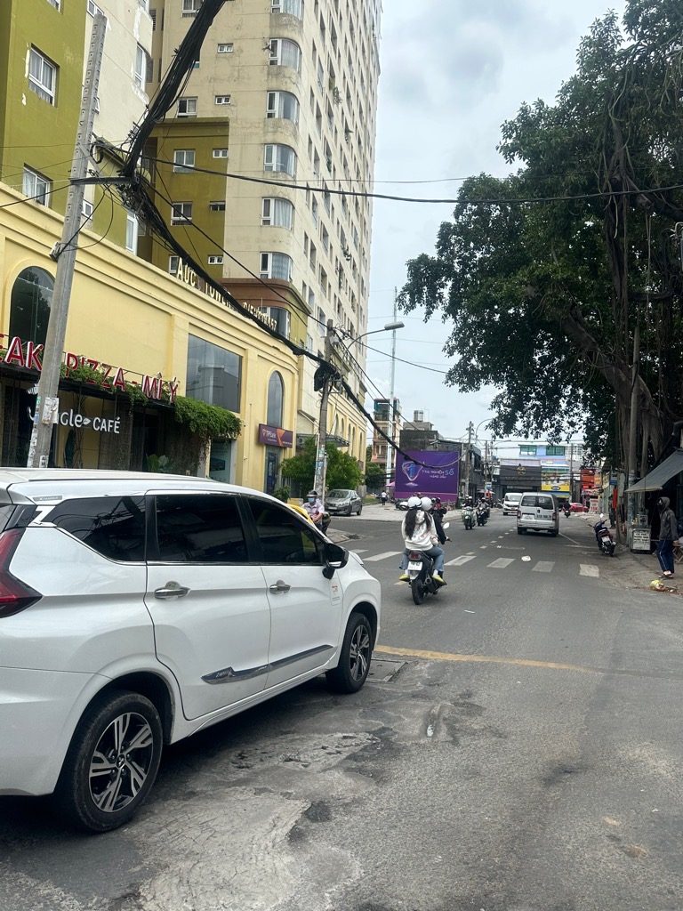 MẶT TIỀN KINH DOANH - ĐƯỜNG TÂN THÀNH - TÂN PHÚ 87.3M2- - R 5.9M NHỈNH 13 TỶ