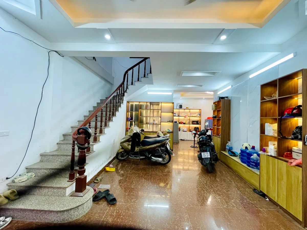 Bán nhà mặt ngõ Khương Trung 55m2 mặt tiền 5m 3 bước chân ra ô tô giá nhỉnh 8 tỷ Thanh Xuân Hà Nội