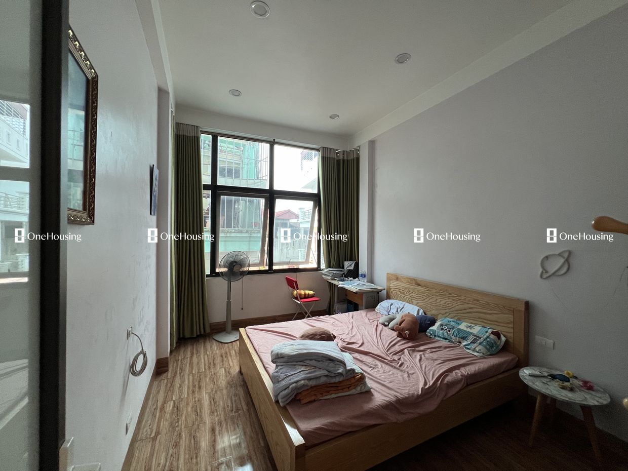 Nhà GIếng Trời Mặt Ngõ Thanh Am 4,45 tỷ ,Diện Tích 40m² x 4 Tầng, Sđcc