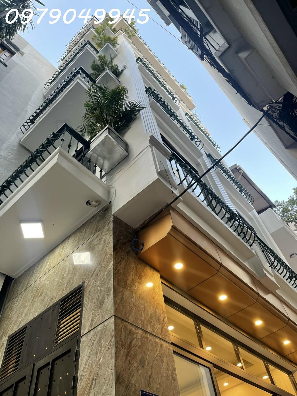 BÁN CCMN PHẠM VĂN ĐỒNG, 100M2 X7T,THANG MÁY,25 PHÒNG,XE CHỮA CHÁY VÀO TẬN NHÀ, 15.8 TỶ