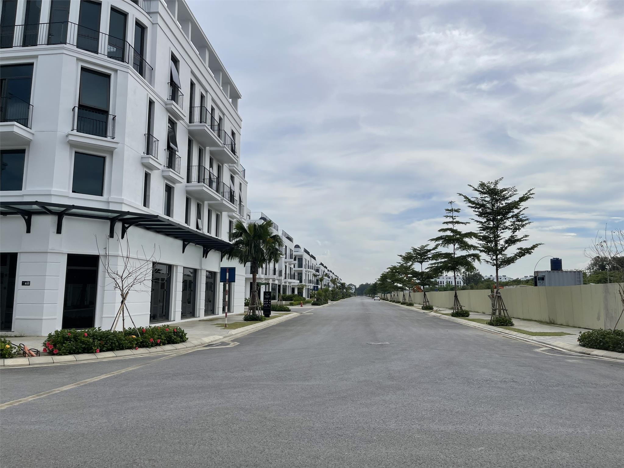 SHOPHOUSE MẶT BIỂN SẦM SƠN, NHẬN NHÀ NGAY. SỔ LÂU DÀI. CĐT: 0966 343 969