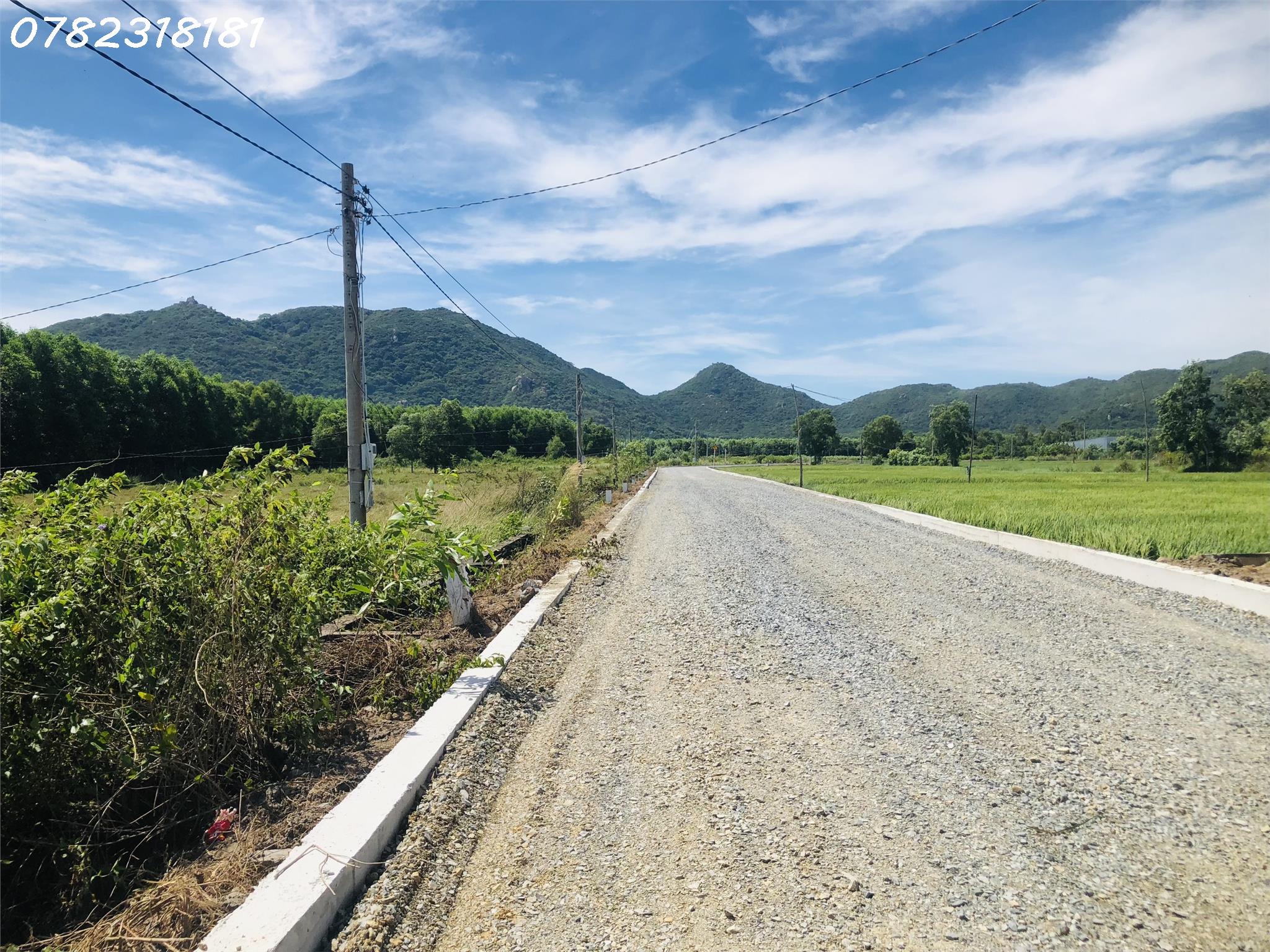 Bán đất Long Mỹ giáp Phước Hải hơn 1800m2 chỉ 4tỷ, ra biển 2km, khu Đồng Gió