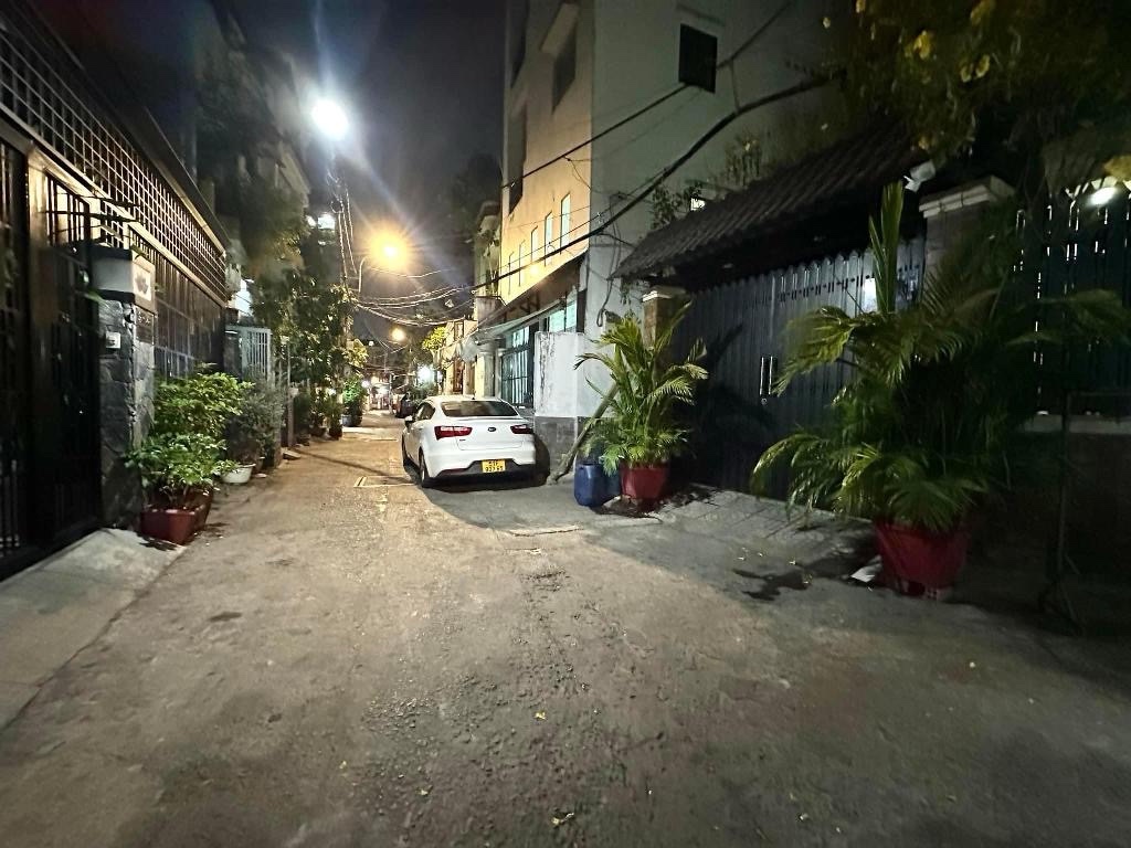 BÁN NHÀ HXH NGUYỄN THƯỢNG HIỀN,BÌNH THẠNH-5 TẦNG-98m²-11PN-CHỈ 12TỶTL