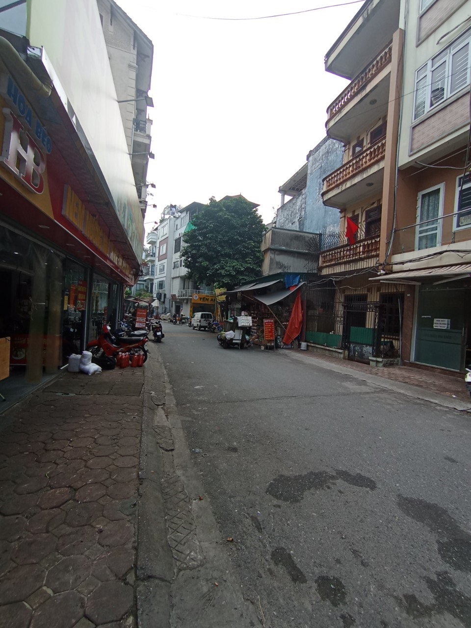 Bán nhà Nguyễn Văn Cừ. 45m2 * 4 tầng * 11,8 tỷ. ô tô tránh, Kinh Doanh, Lô Góc