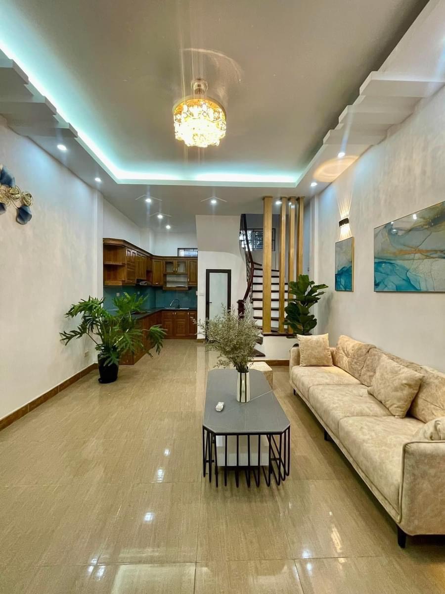 BÁN NHÀ - LÔ GÓC - MỖ LAO - HÀ ĐÔNG - 40M - 5T - PL - OTO - KD - NHỈNH - 6 TỶ.