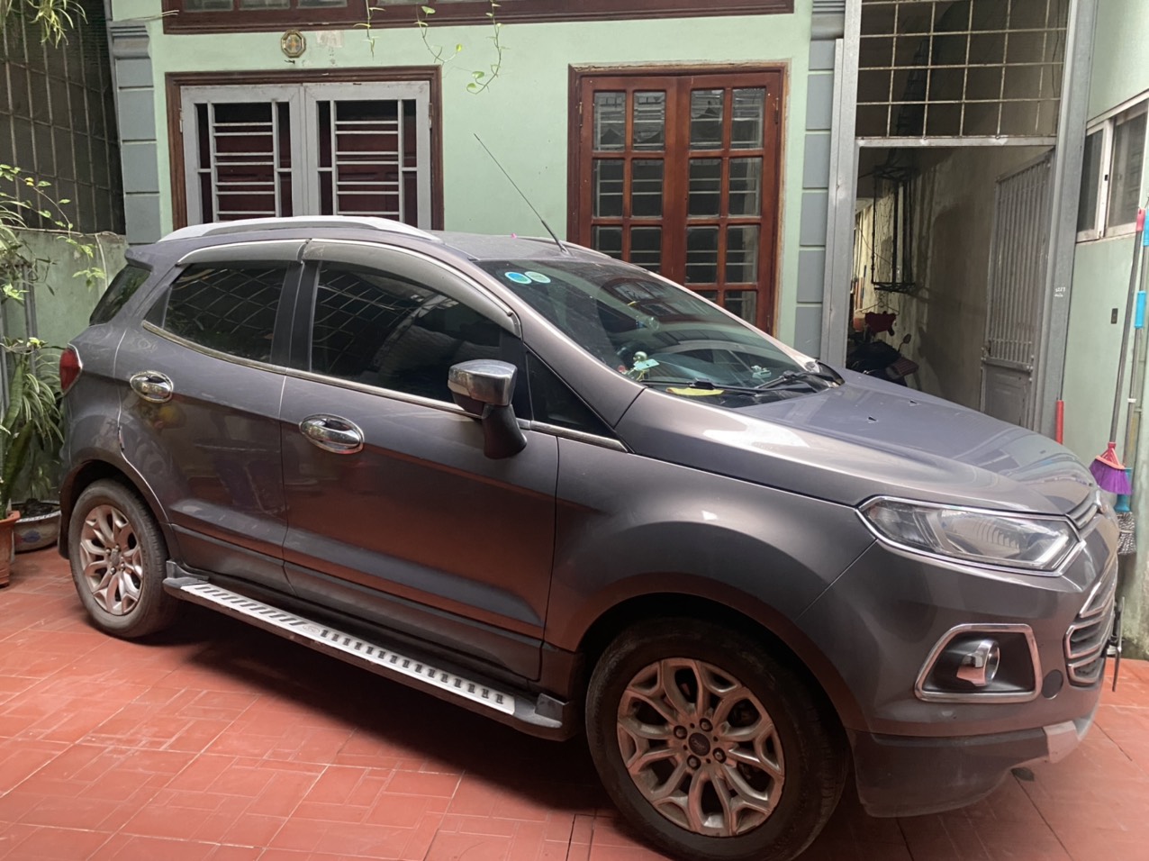 Bán nhà Vĩnh Tiến - Lê Chân, diện tích 81m 3 tầng GIÁ 3.2 tỉ ô.tô đỗ cửa