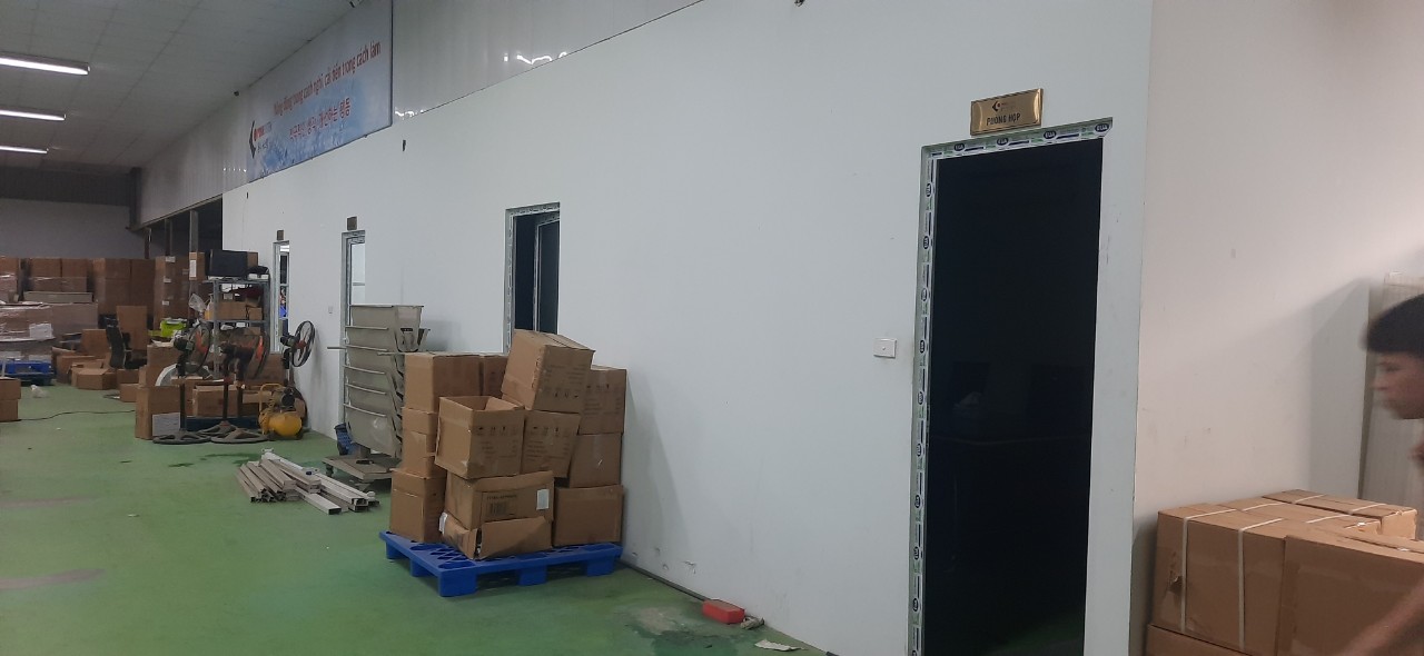 Cho thuê kho xưởng tại KCN Nam Từ Liêm, Hà Nội. Diện tích 1100m2 khung zamin kho xưởng cao 10m, pccc đầy đủ