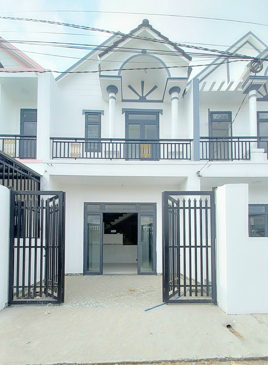 cần tiền bán gấp nhà mới gần công ty changshin sân bay biên hòa chợ thạnh phú