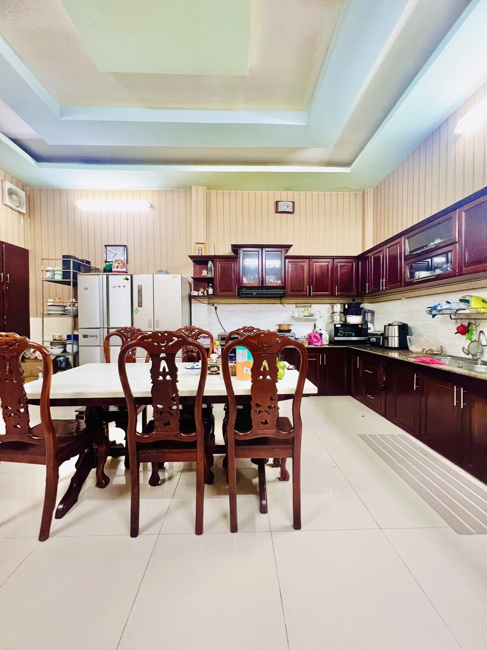 Gấp bán nhà 5x14m 3 lầu HXH 7m đường Tân Quý quận Tân Phú chỉ 8.2 tỷ