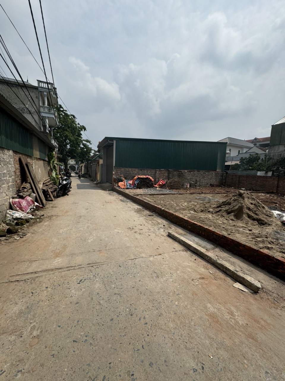 bán 44m mặt KINH DOANH sát BX YÊN Nghĩa chỉ 5km