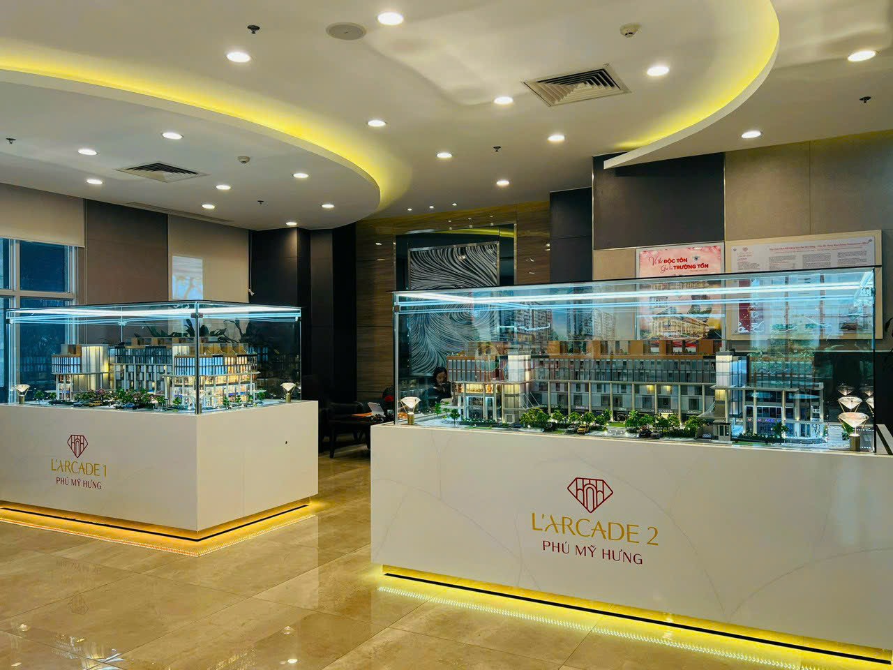 BẤT ĐỘNG SẢN ĐẶC BIỆT LARCADE PHÚ MỸ HƯNG . Phòng kinh doanh 0901323786