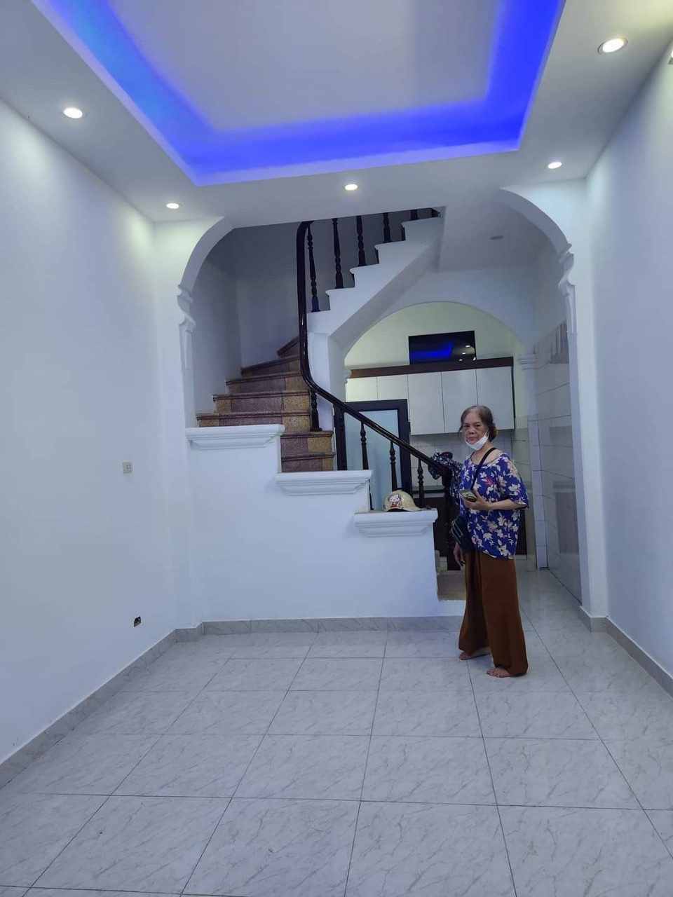 CHO THUÊ NHÀ NGUYÊN CĂN ĐƯỜNG BẠCH ĐẰNG, HBT - NGÕ BA GÁC - CHO LÀM CHDV