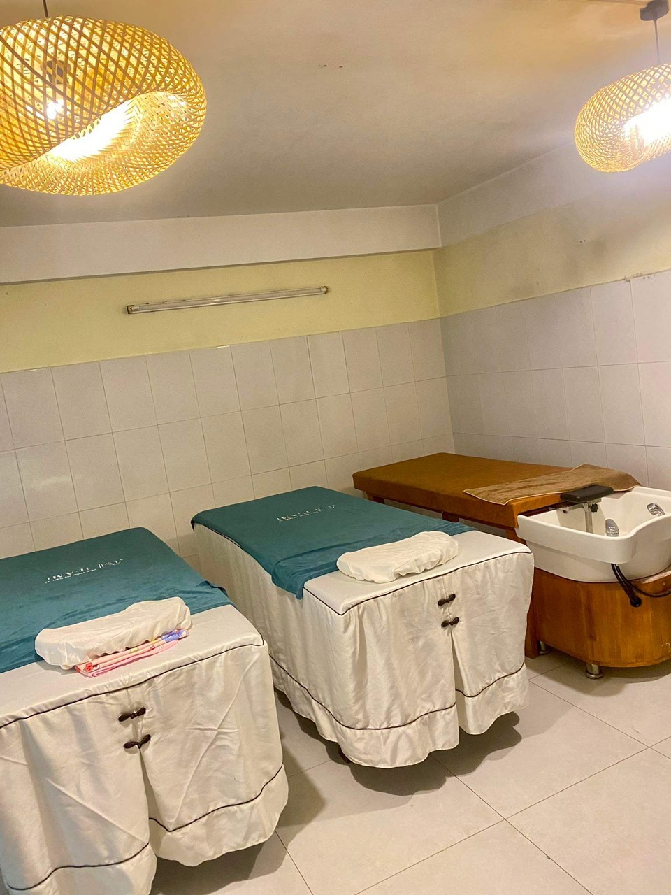 sang spa đang hoạt động tốt ở đường An thượng - phố đi bộ an thượng