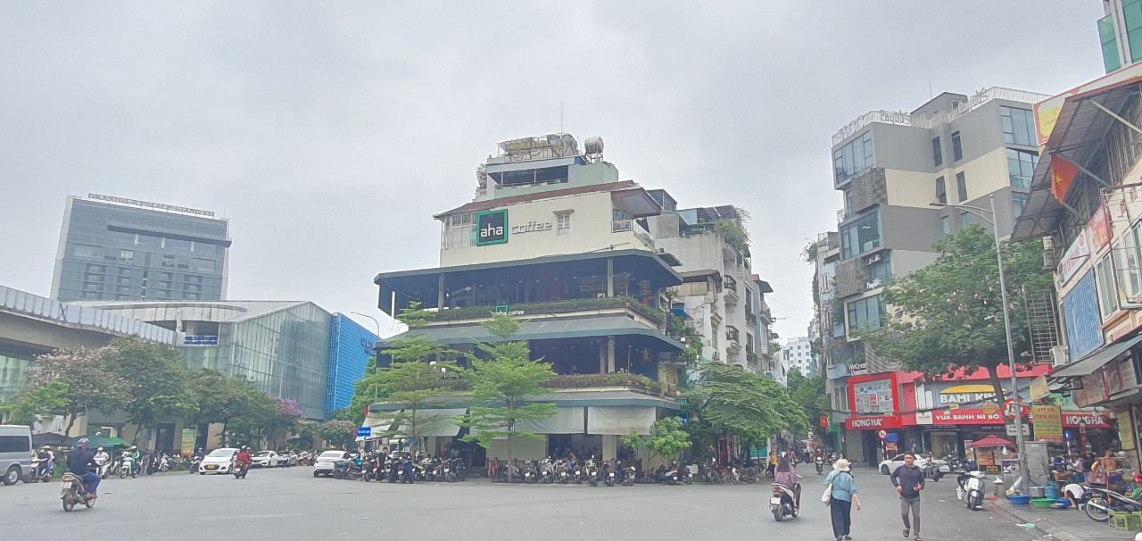 BÁN NHÀ HÀO NAM - KHU PHÂN LÔ - OTO - 45M2X5T - 10.8 TỶ