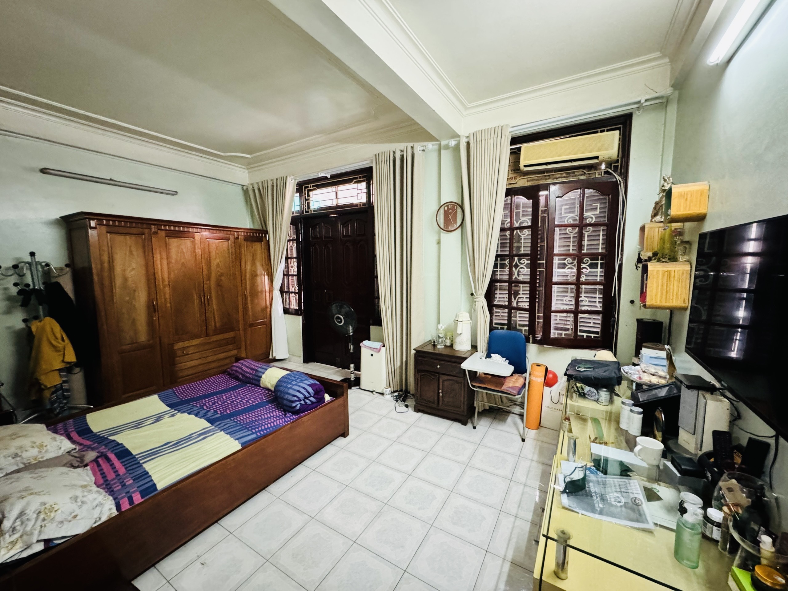 Cần Bán Gấp Nhà Lô Góc 3 Thoáng, MT 6m DT 90m x 4T, Ngõ Ô Tô Tránh