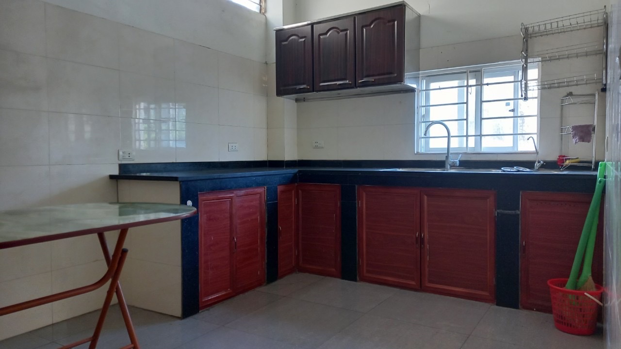 Cho thuê nhà tại khu vực Phạm Văn Đồng, Hoàng Quốc Việt, Hà Nội