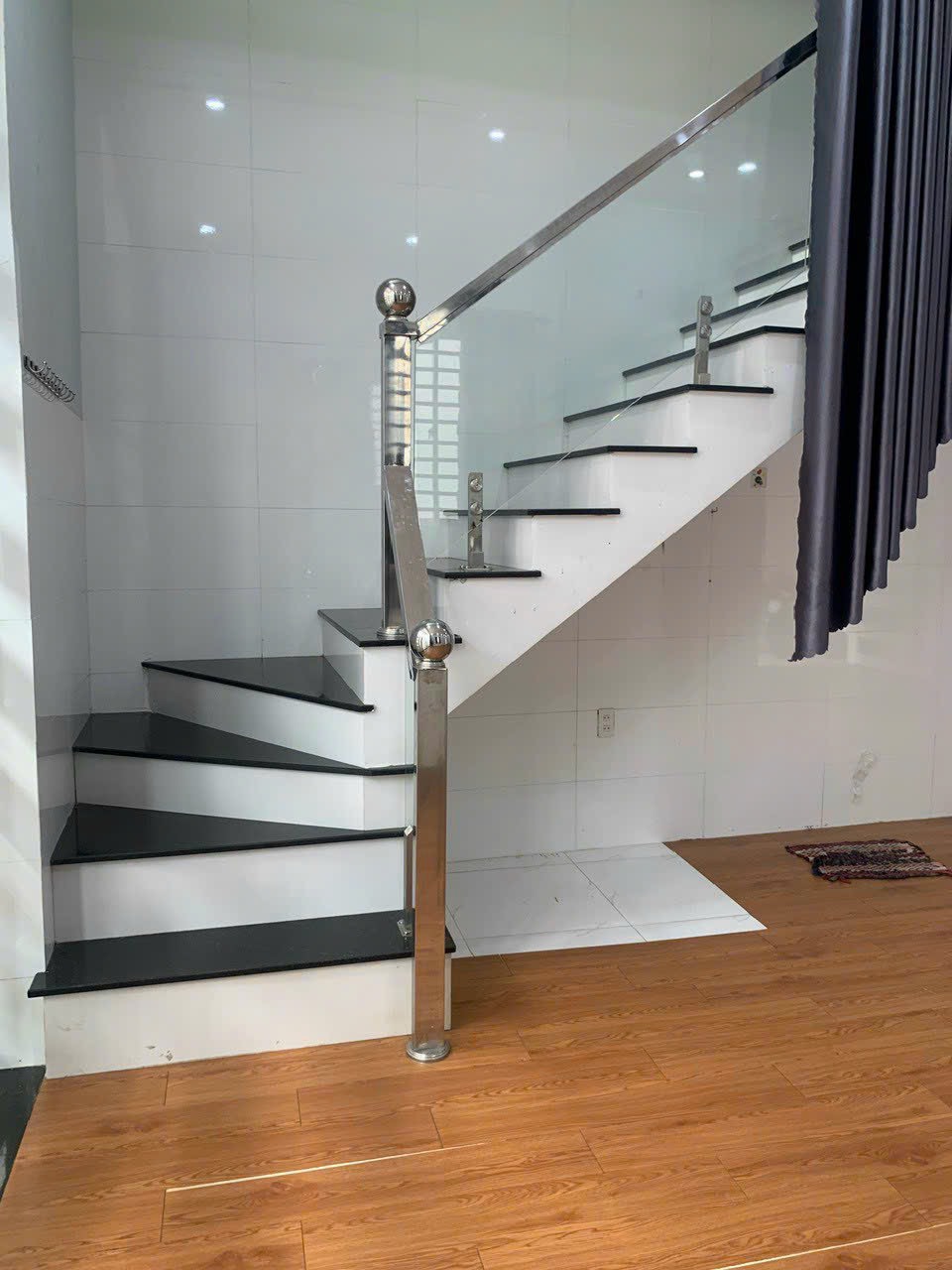 926 Nhà Chỉ : 5 triệu (Cọc 1 tháng) Cho thuê nhà trệt lầu hẻm Phạm Ngọc Hưng, An Hoà, Ninh Kiều