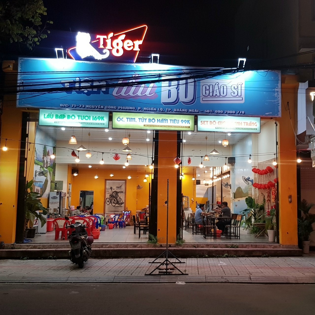 SANG QUÁN "LẨU BÒ GIÁO SĨ" ĐANG HOẠT ĐỘNG TỐT NGAY TRUNG TÂM TP. QUẢNG NGÃI NHỘN NHỊP