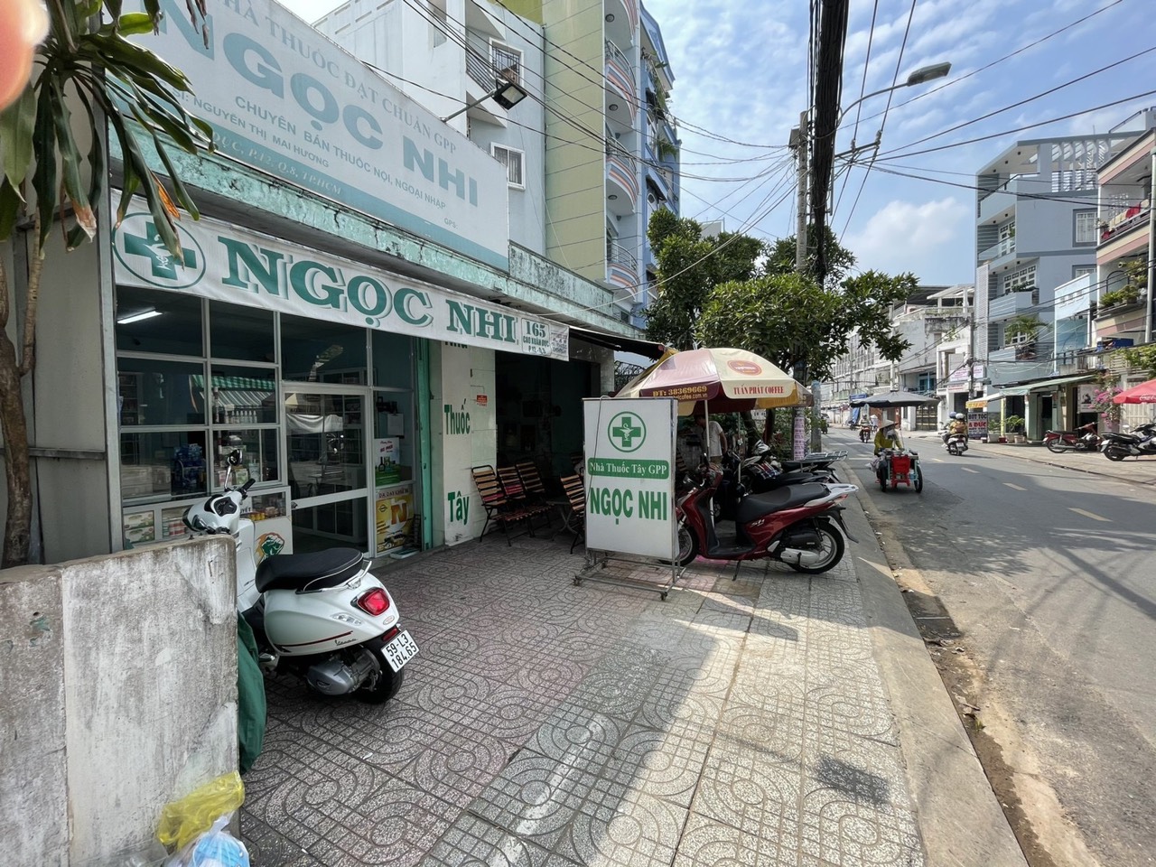 Bán nhà mặt tiền Cao Xuân Dục, Q8, ngang 10m x 24m, mặt tièn 20m, giá 32 tỷ