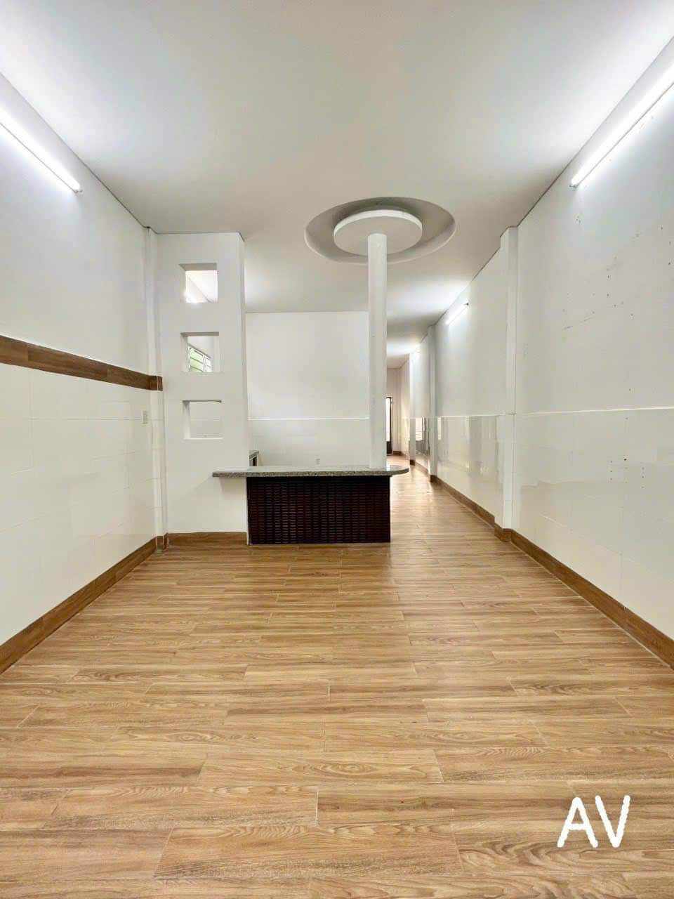 939 Nhà Chỉ: 5,5 triệu ( Cọc 1 tháng) Cho thuê nhà hẻm cmt8, gàn chợ An Thới gần CĐ nghề Cần Thơ