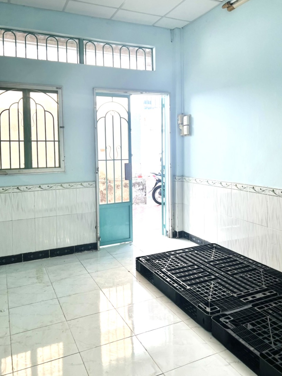 Nhà SIÊU HIẾM, Tăng Nhơn Phú A, DT 45m2, SHR, ở ngay giá chỉ hơn 2ty