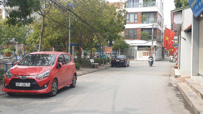 Bán 36m2 đất lô góc hai mặt ngõ ô tô đỗ cổng mt 7m Hơn 2 tỷ đầu tư xây ở Sướng