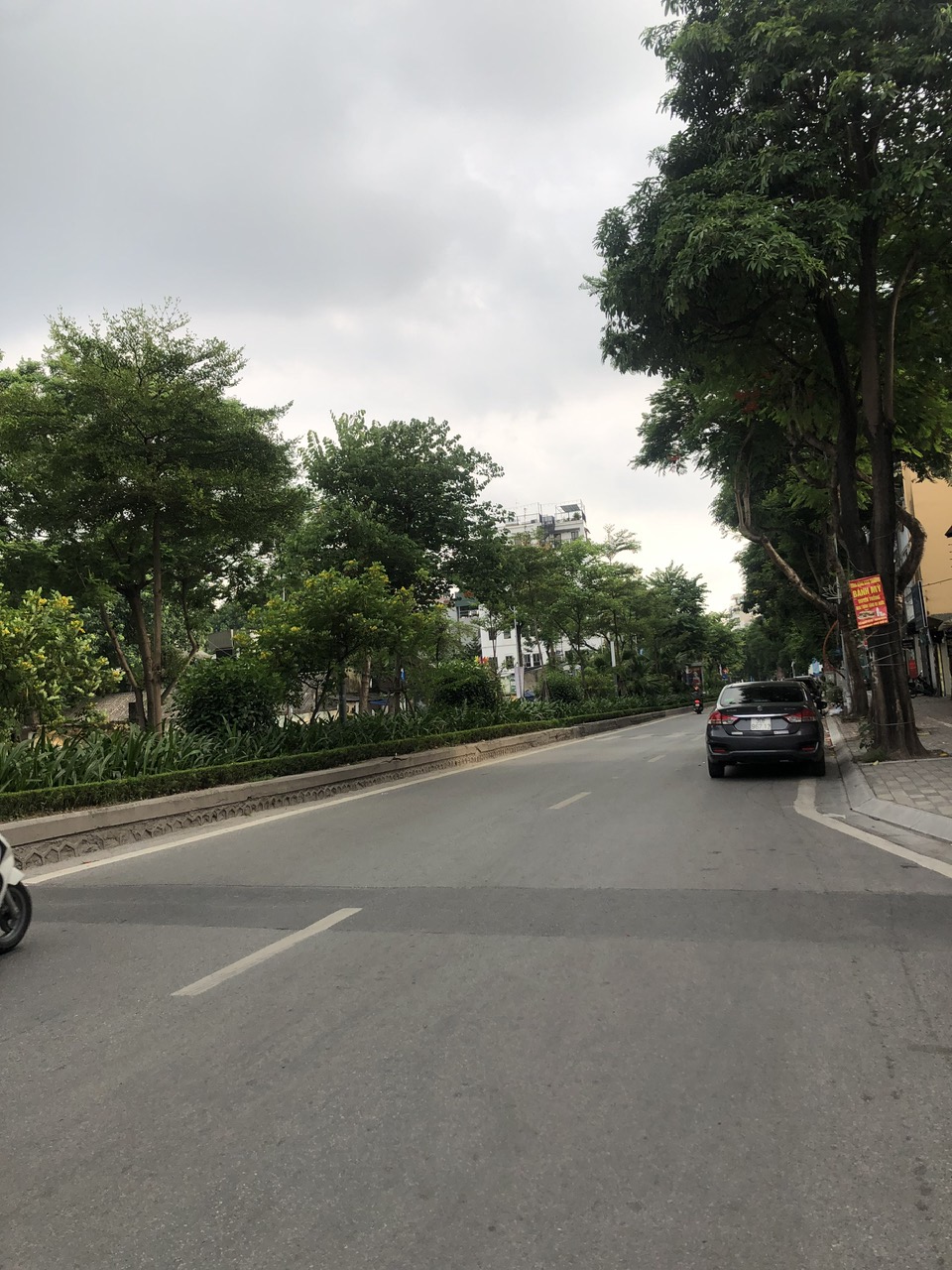 QUÁ RẺ! CHỈ 26 TỶ MẶT PHỐ LẠC LONG QUÂN, TÂY HỒ-2 THOÁNG-KINH DOANH ĐỈNH