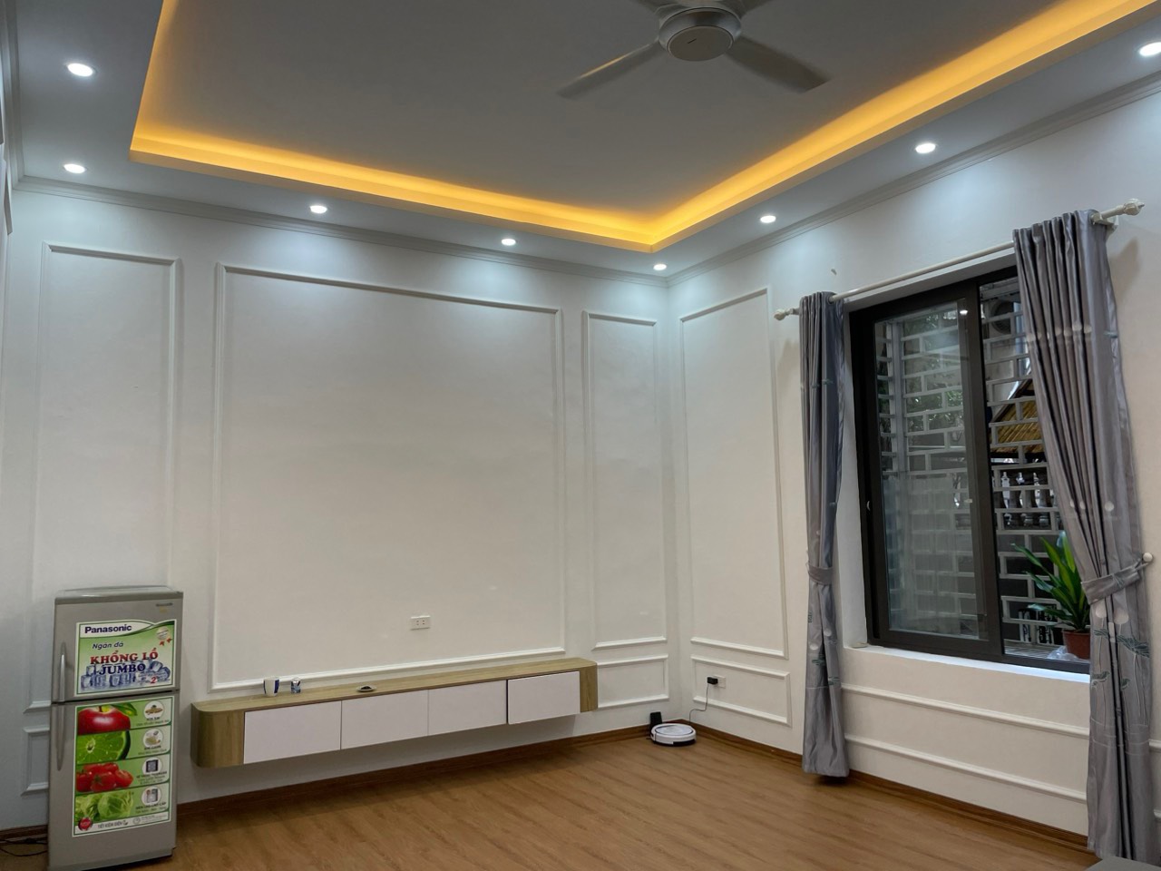 Bán nhà tầng 2 cách phố Nguyễn Đình Chiểu vài bước chân diện tích 37m tặng full nội thất giá 4.1 tỷ