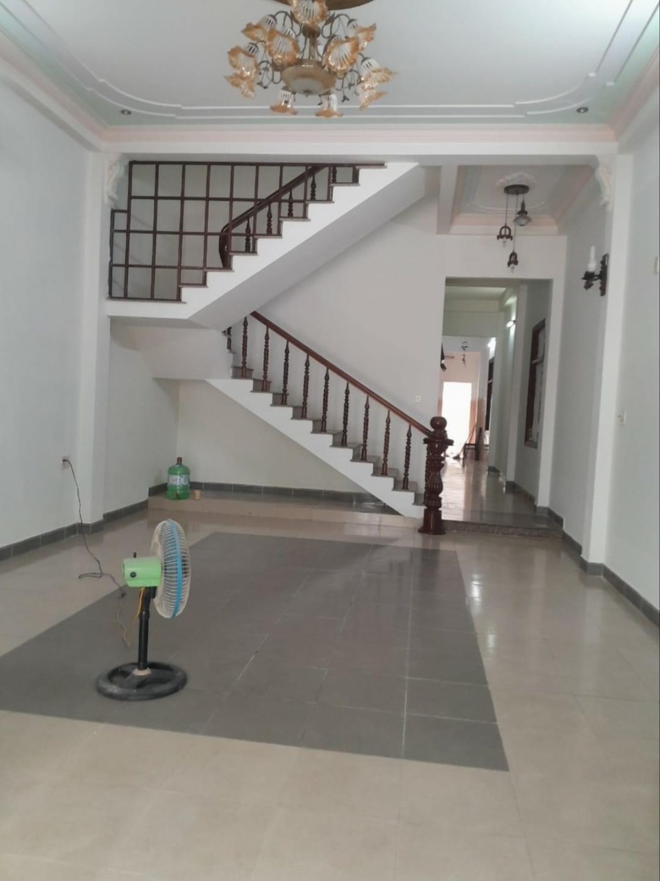 Cho thuê nhà nguyên căn,đường hồ sỹ dương ,gần ngã tư nguyễn phước tần ,lê đại hành