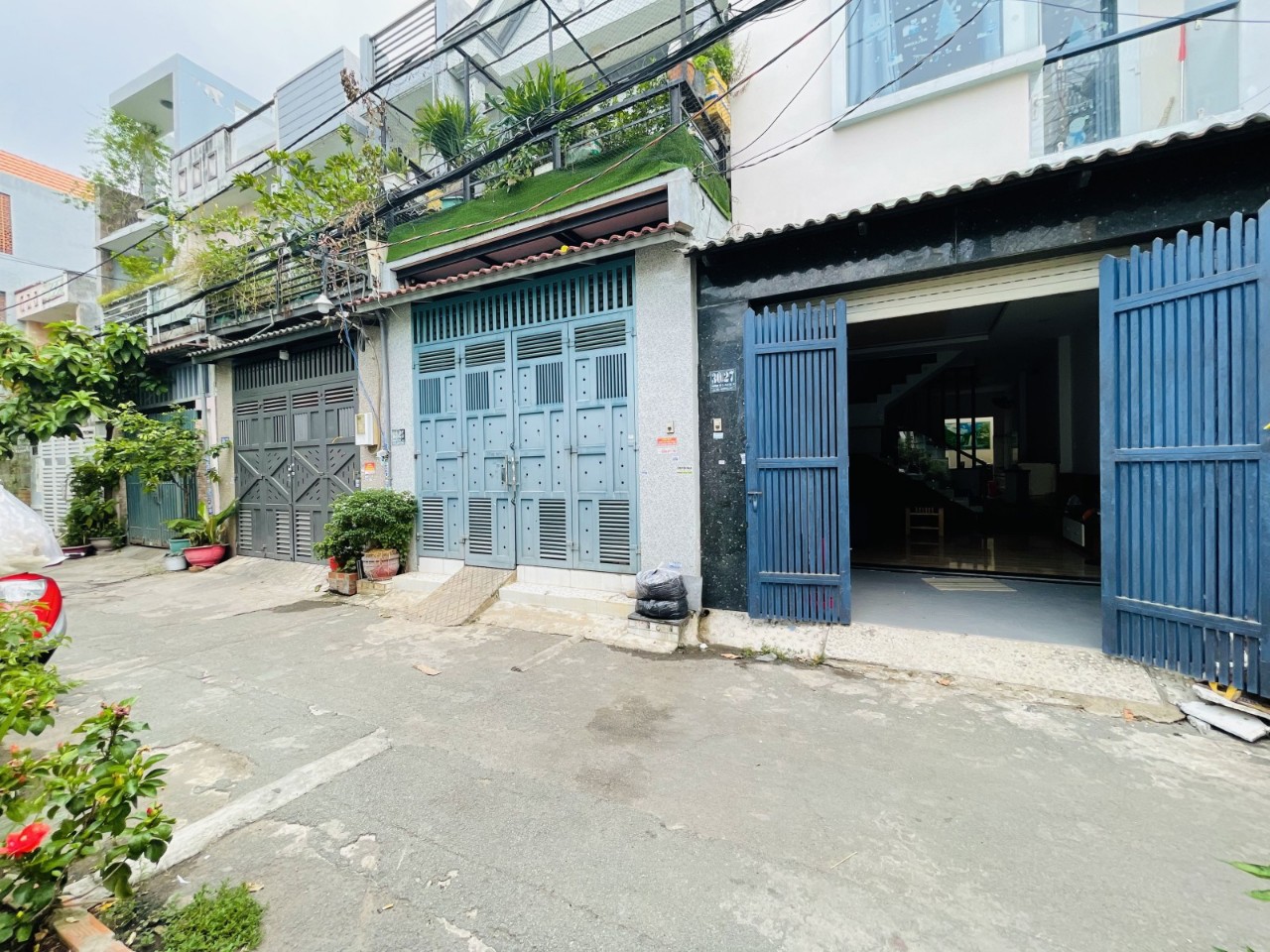 NHÀ ĐẸP GÒ VÂP- VỊ TRÍ TRUNG TÂM HẺM XE HƠI, 3 LẦU KIÊN CỐ, 65M2 4.2 *15M, 6.3 t