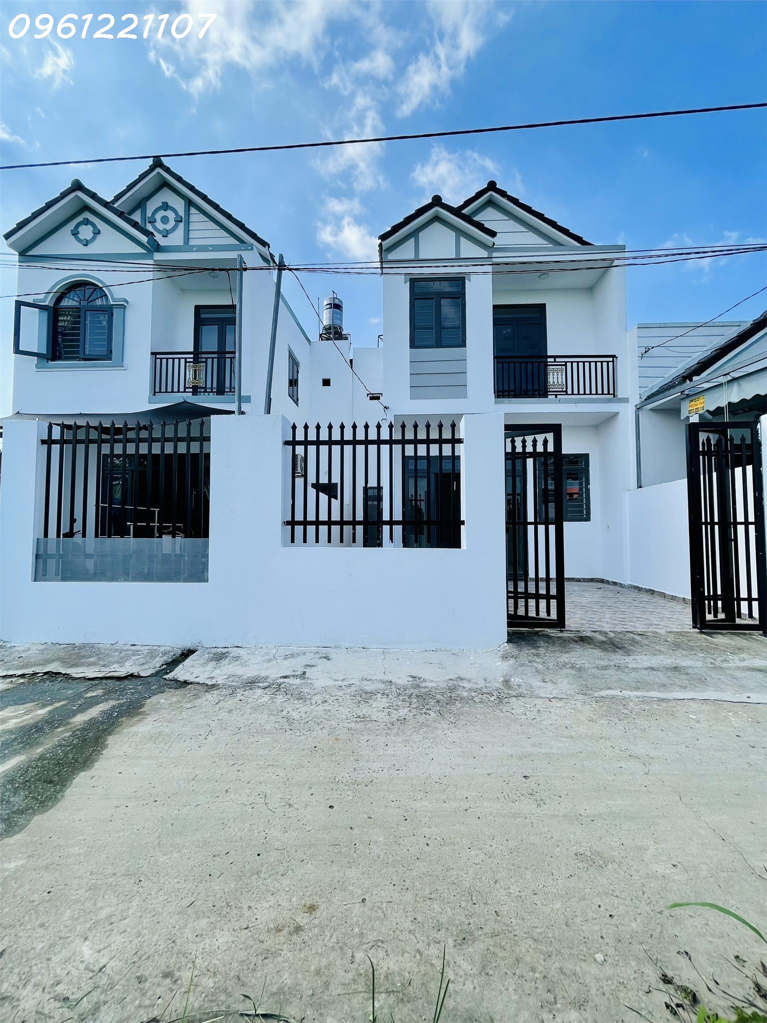 Bán nhà lầu giá ngộp TT 280tr Ngay Nhà Thờ Tân Triều & KDL Sinh Thái Làng Bưởi Năm Huệ