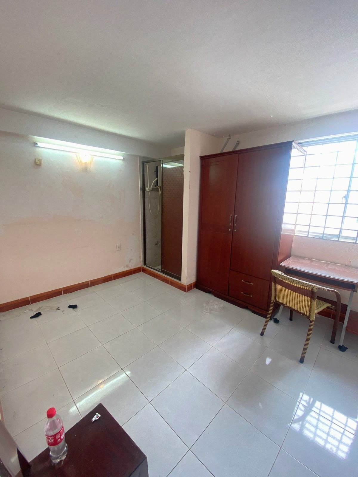 BÁN NHÀ BÀ HẠT P8 QUẬN 10 - 4 TẦNG BTCT 3PN LỚN - NGang 4 dài 6 - NHỈNH 4 TỶ