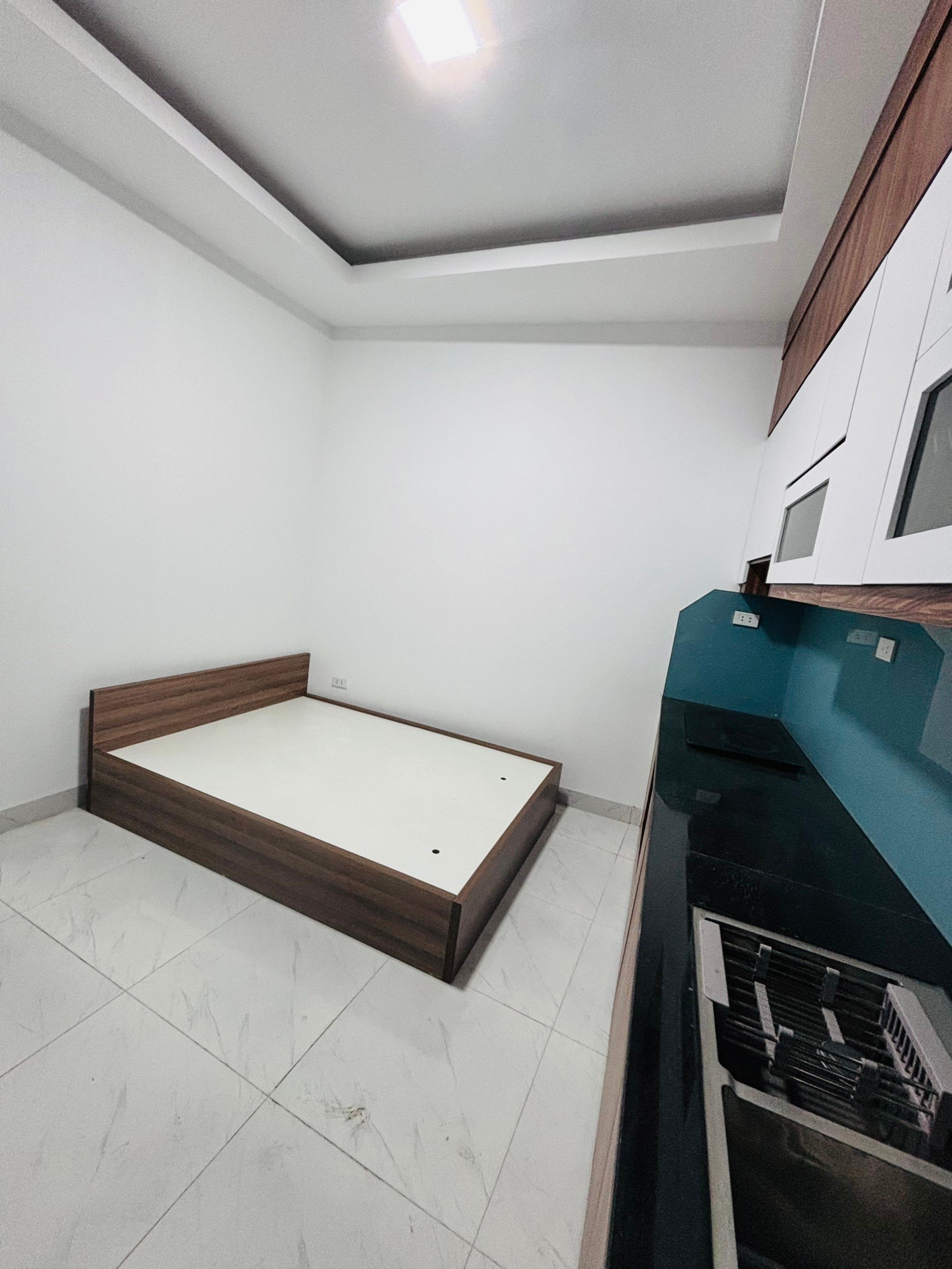 Mình chính chủ còn 1 phòng cho thuê ở NGÕ 322 MỸ ĐÌNH (ngay Nhân Mỹ, SVĐ Mỹ Đình), nhà mới xây, cửa khóa vân tay,