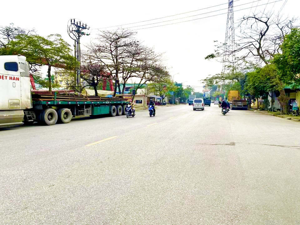 Bán đất mặt đường 5 cũ Hùng Vương, Hồng Bàng, Hải Phòng. 154m2-46tr/m2