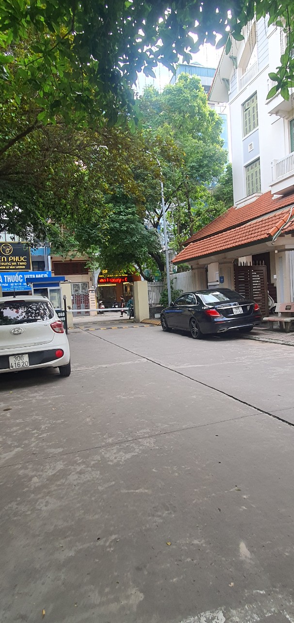 HOÀNG NGÂN - BIỆT THỰ LIỀN KỀ KHU PHÂN LÔ - CỰC VIP - 100M2X4T - GIÁ 28,6 TỶ