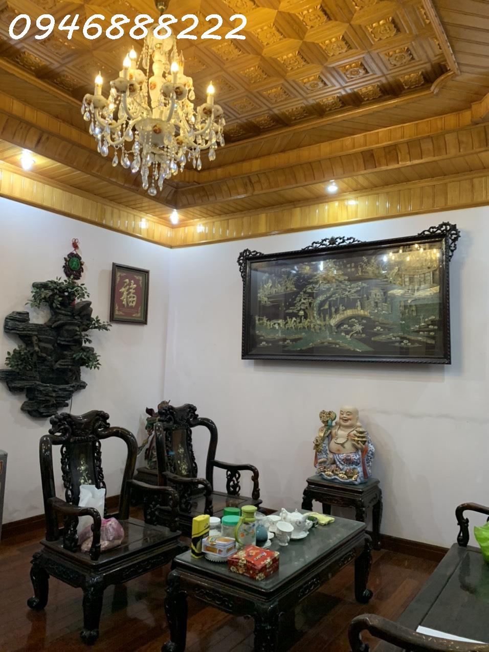 Bán nhà mặt đường 5 tầng Phan Bội Châu - Ngay Nhà Hát Lớn - Ngang hơn 6m - Siêu đẹp - Giá lại hời còn chờ chi nữa.