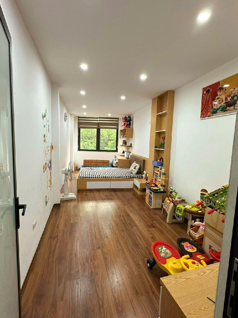 KINH DOANH - Ô TÔ CÁCH NGÕ 50M - NỞ HẬU - DÂN TRÍ CỰC CAO - NGÕ THÔNG TỨ TUNG