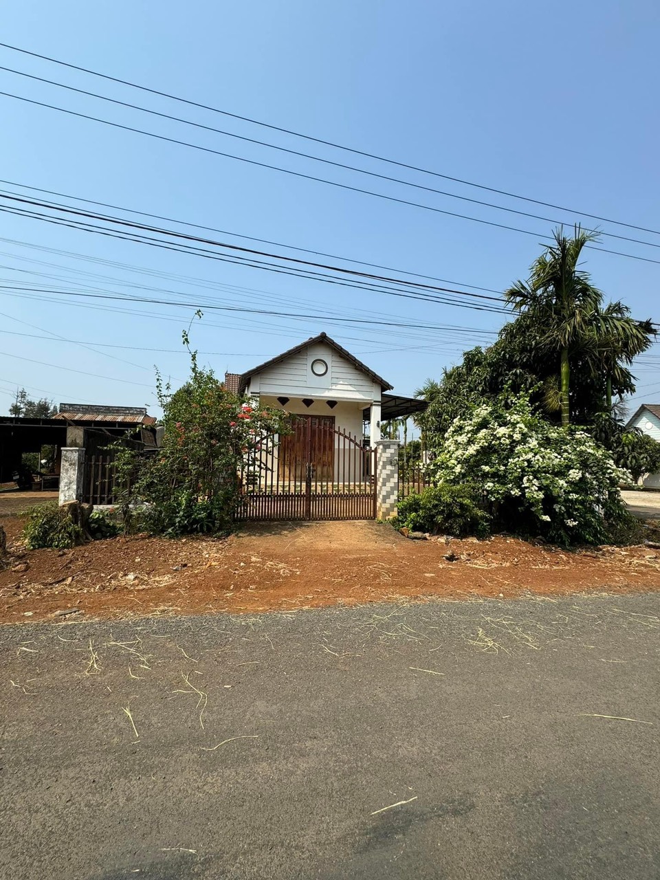 __ CHÍNH CHỦ CẦN ĐẤT TẶNG NHÀ TẠI HÒA XUÂN - BUÔN MA THUẬT - ĐẮK LẮK