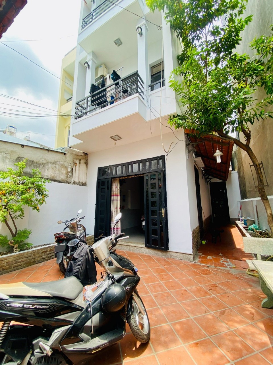 Bán Nhà Gò Vấp, Sát mặt Tiền Bùi Quang Là, 6.6* 19m, trệt 2 lầu sân thượng, giá 8.8 tỷ