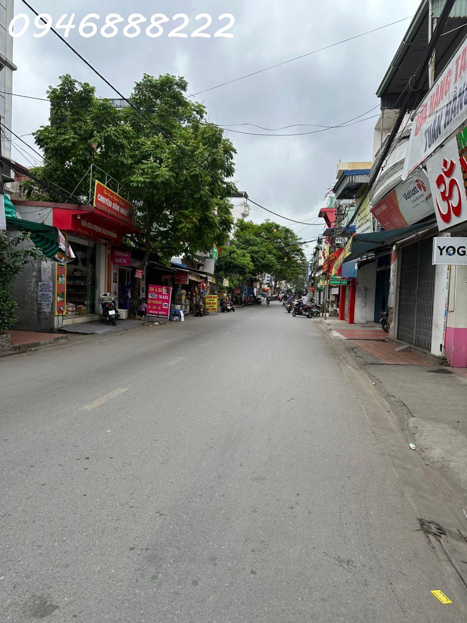 Bán lô đất mặt đường Chợ Hàng lô góc 2 mặt tiền , vị trí cực đẹp !!!