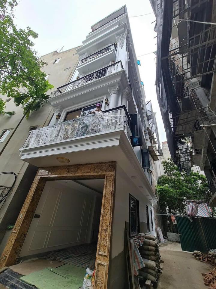 KIA 6 TẦNG THANG MÁY LÔ GÓC HỒ TÙNG MẬU, CG,43M, MT 3,7M,GARA OTO,MẶT NGÕ, CHÀO 12,8 TỶ