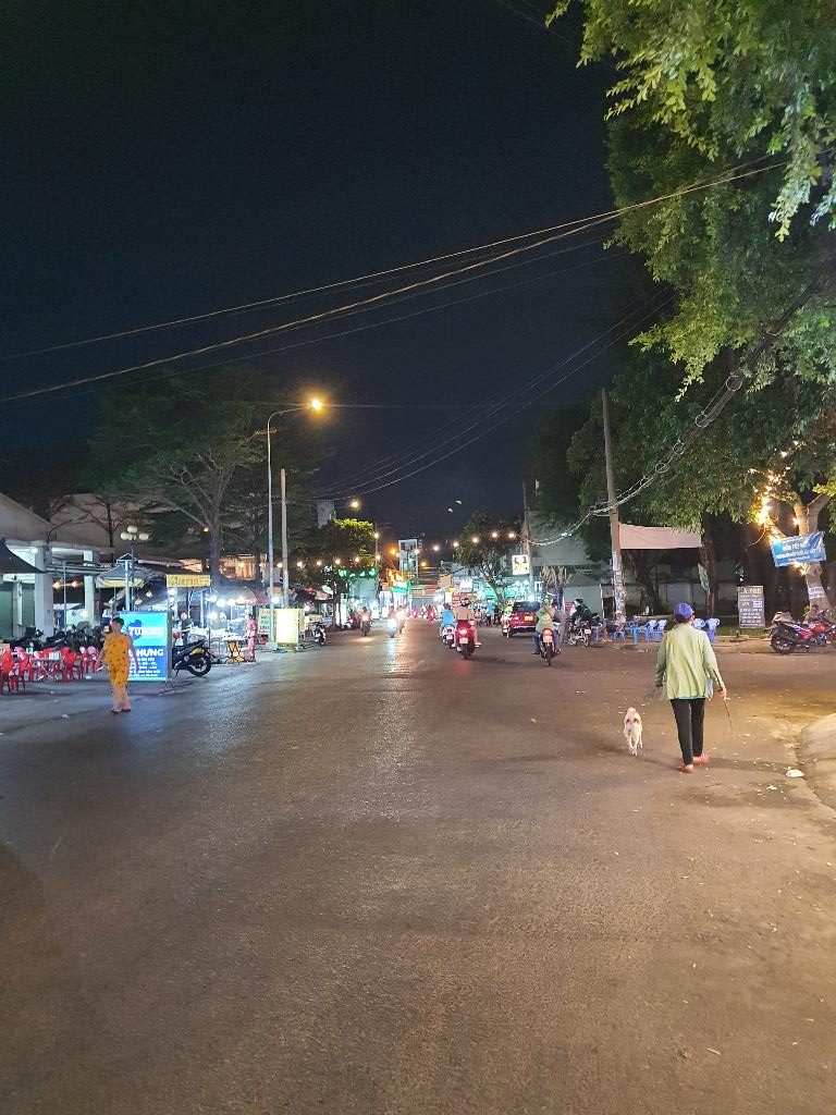 MẶT TIỀN KHU VIP BÌNH TÂN HIẾM NHÀ BÁN - VỊ TRÍ ĐẮC ĐỊA - KINH DOANH SẦM UẤT - 18.2 tỷ