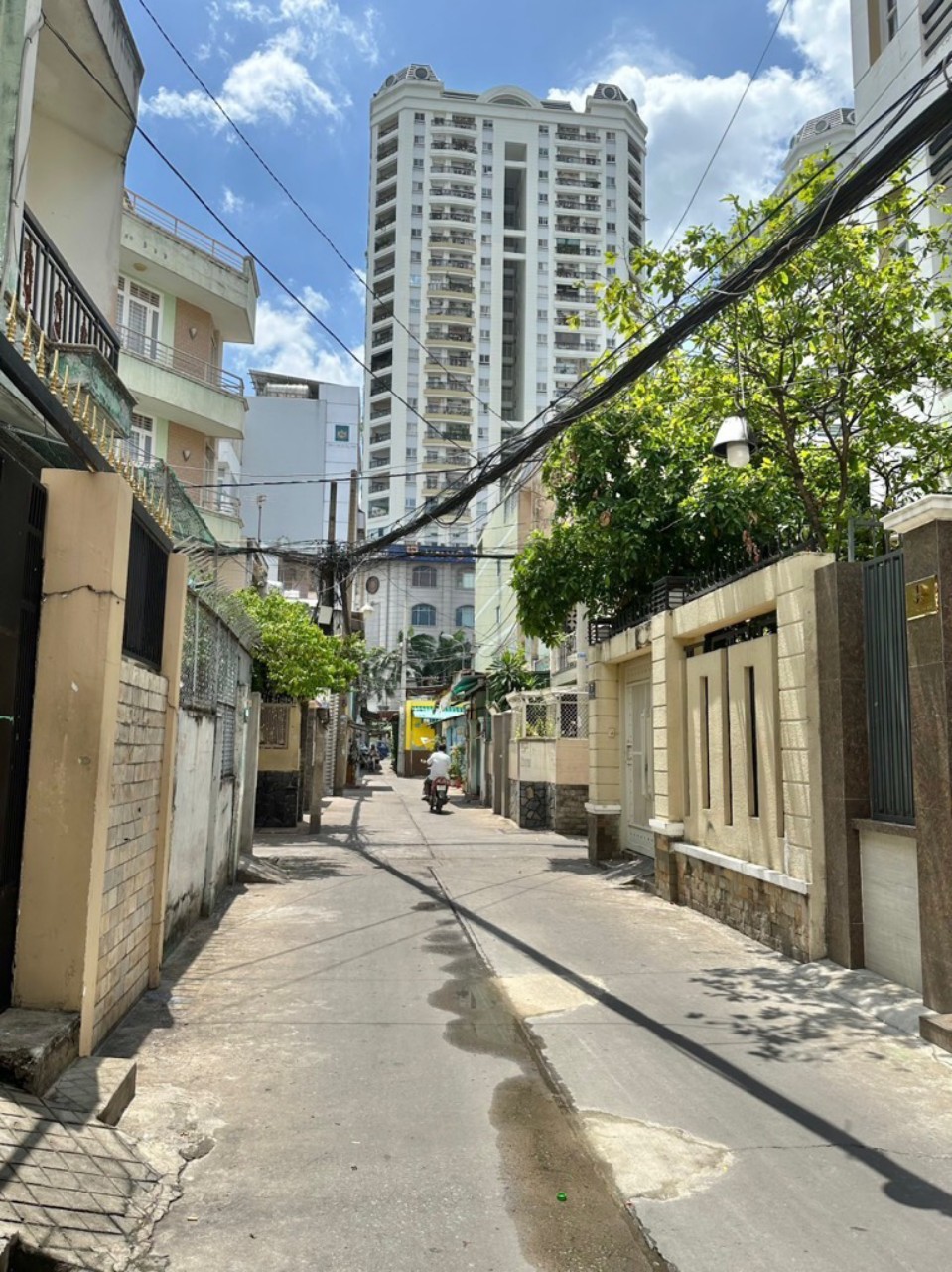 HIẾM - HXH - LÊ ĐẠI HÀNH - ĐỐI DIỆN LOTTEMART- 47M2 - 4 TẦNG - 6.3 TỶ - THƯƠNG LƯỢNG.,