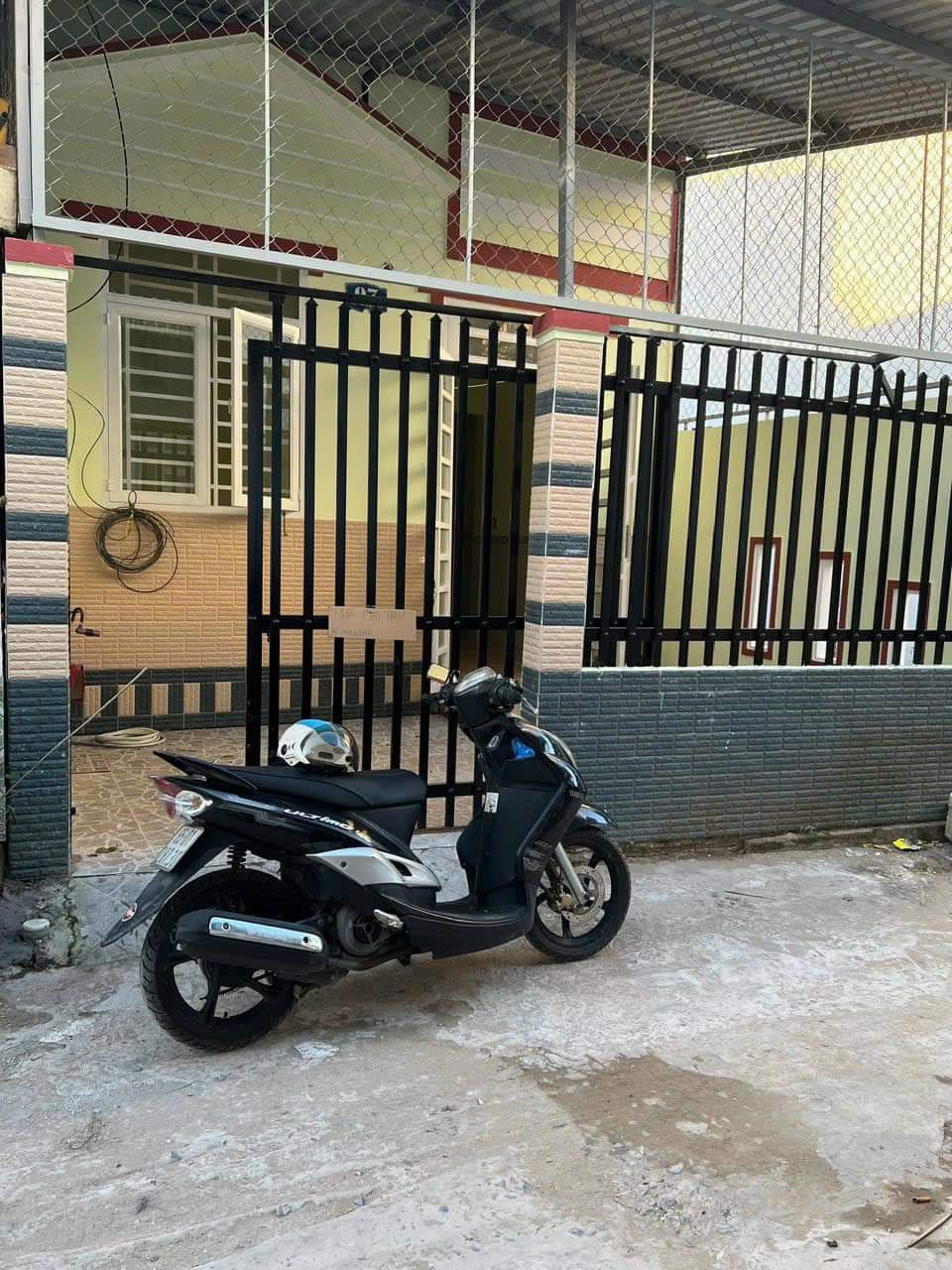 985 Nhà Chỉ : 4 triệu/ tháng Cho thuê nhà kdc Sơn Thuỷ, đường Nguyễn Văn Linh, Bình Thuỷ