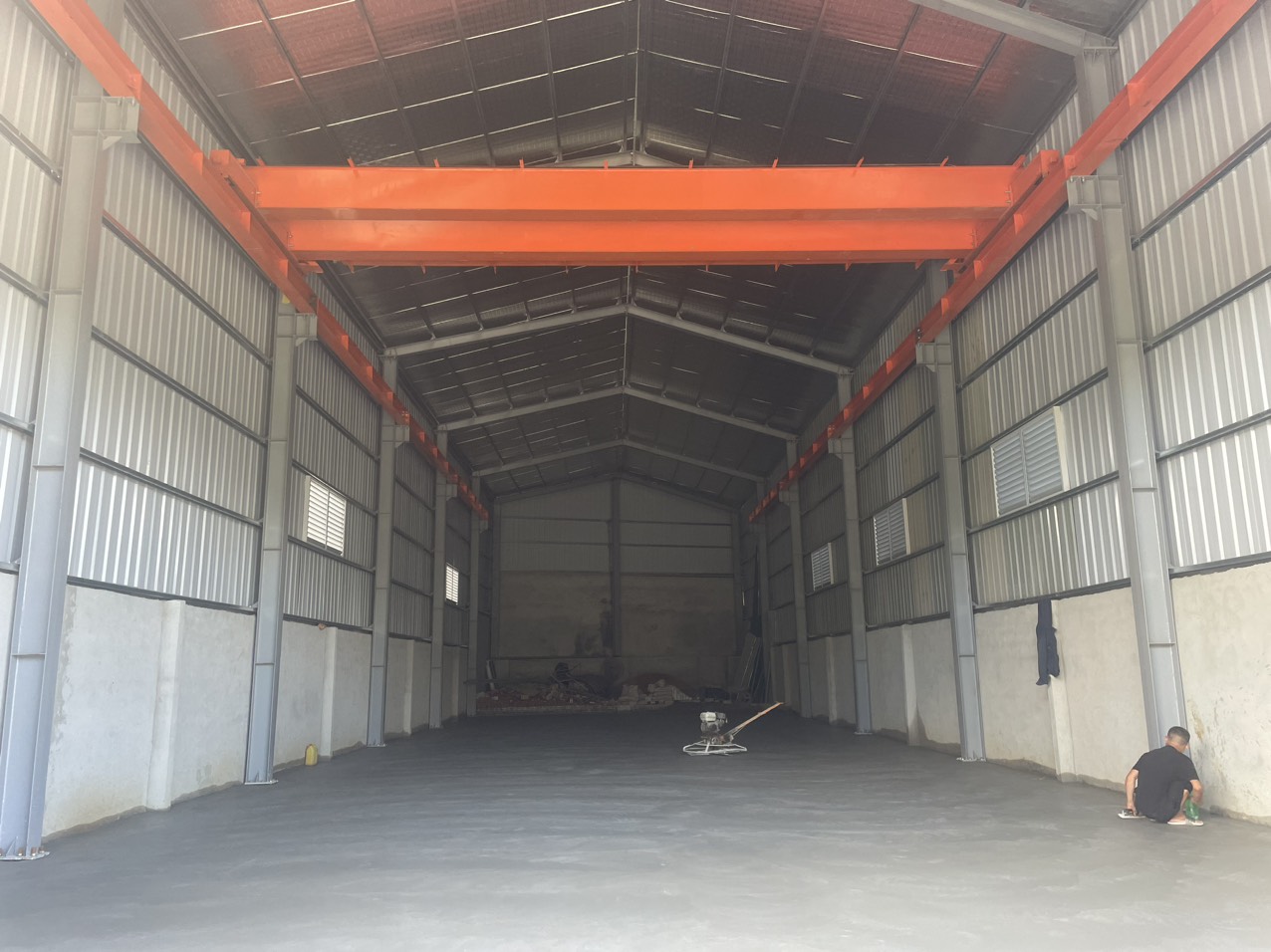 Cho thuê kho xưởng tại Thị Trấn Xuân Mai, Chương Mỹ, Hà Nội. Diện tích 360m, khung Zamil cao 9m, nền đánh bóng giá rẻ